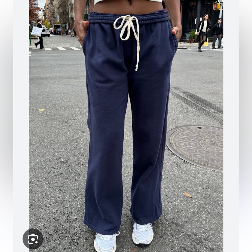 Brandy Melville Anastasia navy sweats